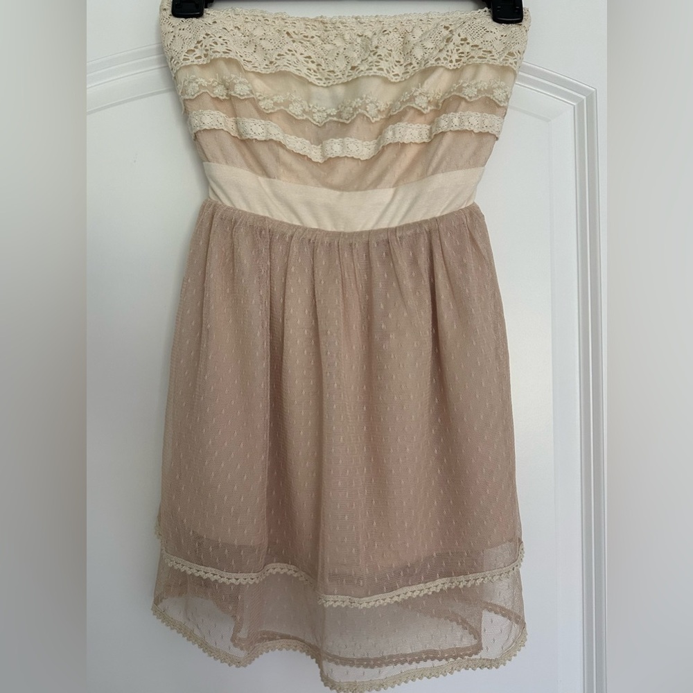 Strapless Lace top with unique details